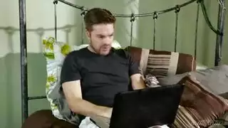 الزوج يكتشف خيانه مراته ويفرمها يك بعنف مترجمه بالعربي