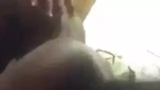 لحم جديد لهذه العاهرة الإبنوس: قضيب ضخم في أعماقها