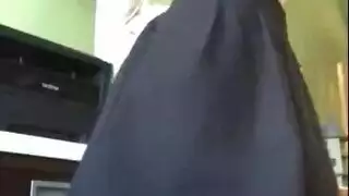 الأم الروسية الساخنة تسيطر على الكاميرا بعضو صناعي كبير