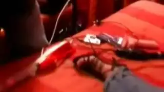 تعري إباحي صعب: عاهرة محجبة تظهر مؤخرتها المثيرة وتفردها بالكامل