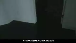لديها الحمار الكبير ومتحمس جدا