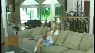 جليسه اطفال ربه منزل
