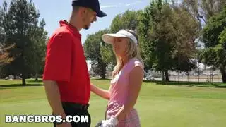 نكاح سريع وخشن في كس ضيق