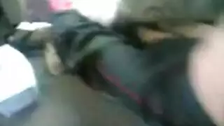ينيكها في طيزها في الغابه