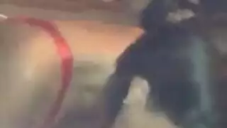 هذه الملكة السمراء لا تتحمل الاختراق الجنسي القاسي