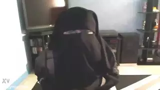 فديو قصير لااجمل مزه عاريه