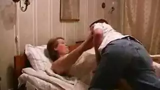 ينيك خالته بطلب من امه مترجم
