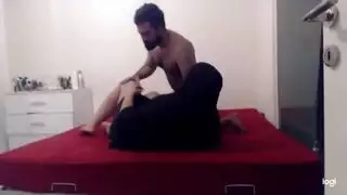 شهوة متحررة: نيك صريح وقاسي مع فتاة محجبة ونشوة