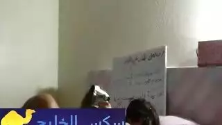 نيك عربي بعنف وكلام يهيج