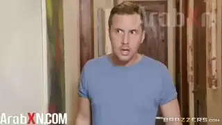 الابن مع أمه بالحمام مترجم