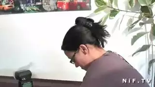 عاهرة على الطاوله جماعي