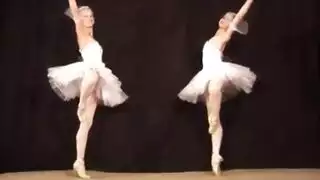 أمي الساخنة راقصة باليه دش الذهبي