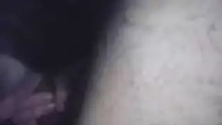نكاح جماعي لمتحولين: ميلف نحيلة تأخذ ستة أقراص صلبة