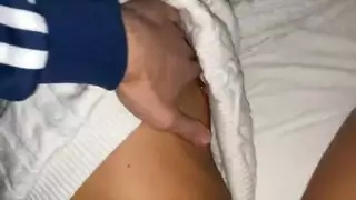 يحتاج بوسها الجميل إلى الكثير من الخب