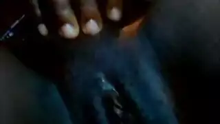 الممرضة تقوم بزيارة مريضها في منزله