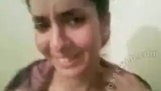 حطو في طيزها عربي مصري