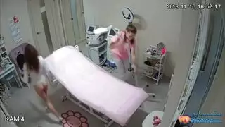 مشاهدة غرفة الملابس