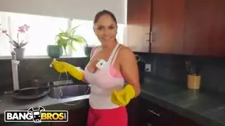 سكس الشغالة وشهوة شديدة