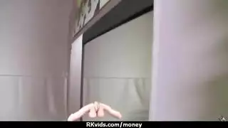 كس مبلول عصيري جاهز للقضيب