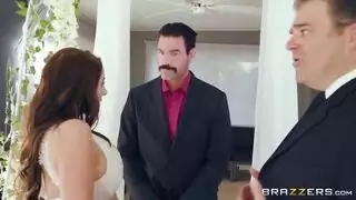 نجمات بورن شقية تفرز السوائل على قضيب أسود كبير