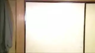 ابن يفشخ كس امه بعنف وتصرخ من المتعه
