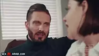 المدير يمارس الجنس مع زوجة الموظف مشهد إباحي كامل
