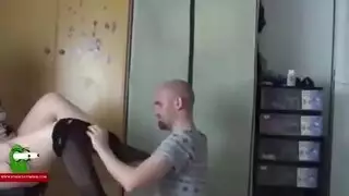 الزوج الهائج ينيك زوجته الشرموطة وهي نايمة