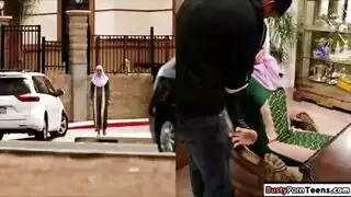 حجابها عربي
