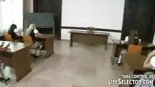 النص الأصلي: بنات صحاق شات