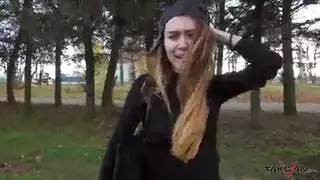 شرموطة سمراء تفتح رجليها لـ غرباء في المتجر