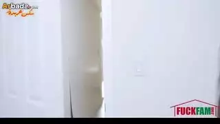 البنت وامها يقذفن