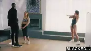 زنجي فشخها نيم نار فشخ كس بنت مراهقة سكس نيك