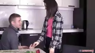 حبيبي ينيكني في الصباح