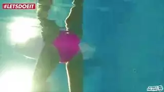 غريب الايطالية الجنس الشرجي مكمما