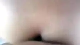 قضيب أجنبي يملأ حلقها وكسها