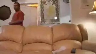 زبر الأب الداعر في كس ابنته الشقراء و يقذف في وجهها فيديو إباحي مجاني