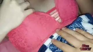 اخت تسمح لأخيها مترجم