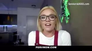 سكس فرنسي في الغابة مترجم بالعربية سراخ ومصك صدر وشفتين بقوة