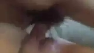 ينك امه واخته مرتديا ملابس النوم مترجمة