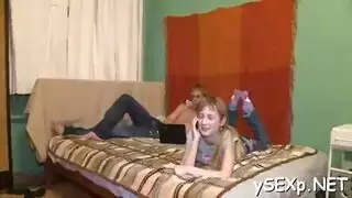 اخ يشتهي اخته المحجبة المربربة ويمارس معها الجنس