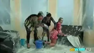 الوجه فوضوي تنس غرفة الملابس