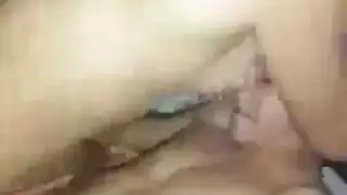 استمناء بقضيب خياري شاب وحده إباحي صريح