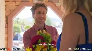 فيلم سكس الام العجوز النسمة المراهقوالابن الصغير في المطبخ