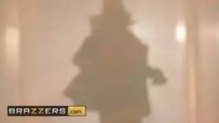 احدث افلام ميا خلفية