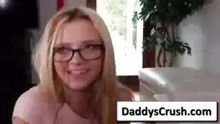 يعشق أخته ويطلب منها تنم معه وهي تقبل