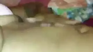 أربعة بالإصبع زوجه الهندي الثدي الصغيرة