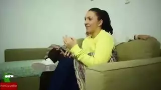 جدة المسكن فتاة فقيرة