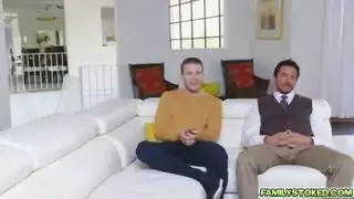 هو جبهة مورو للحيلة للغاية ، عندما أحرقت عن طريق الخطأ تركيا ، جعل عيدًا عائليًا مثاليًا هو جبهة مورو للحيلة للغاية ، عندما أحرقت عن طريق الخطأ تركيا ، جعل عيدًا عائليًا مثاليًا