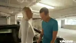 نهر لندن هو الحصول على قصف من الظهر، قبل أن تبدأ ركوب ديك الرجل الكبير نهر لندن هو الحصول على قصف من الظهر، قبل أن تبدأ ركوب ديك الرجل الكبير