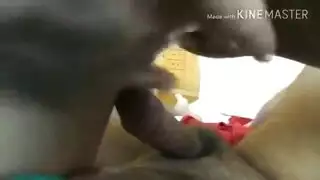 ممحونة هندية لاتحتمل خروج زب نياكها من كسها قبل بلوغ نشوتها